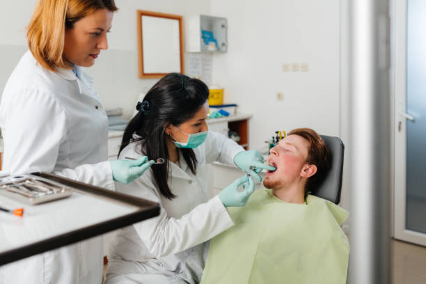 Best Emergency Broken Tooth Repair in Houghton Lake, MI